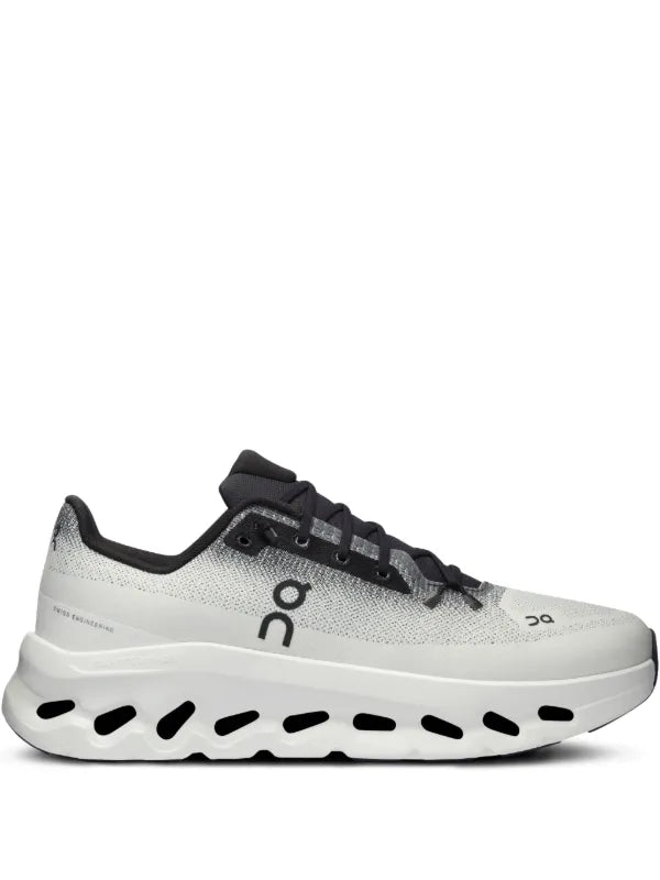 QC Cloudtilt sneakers