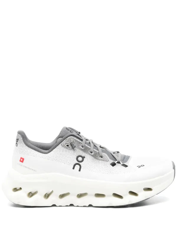 QC Cloudtilt sneakers